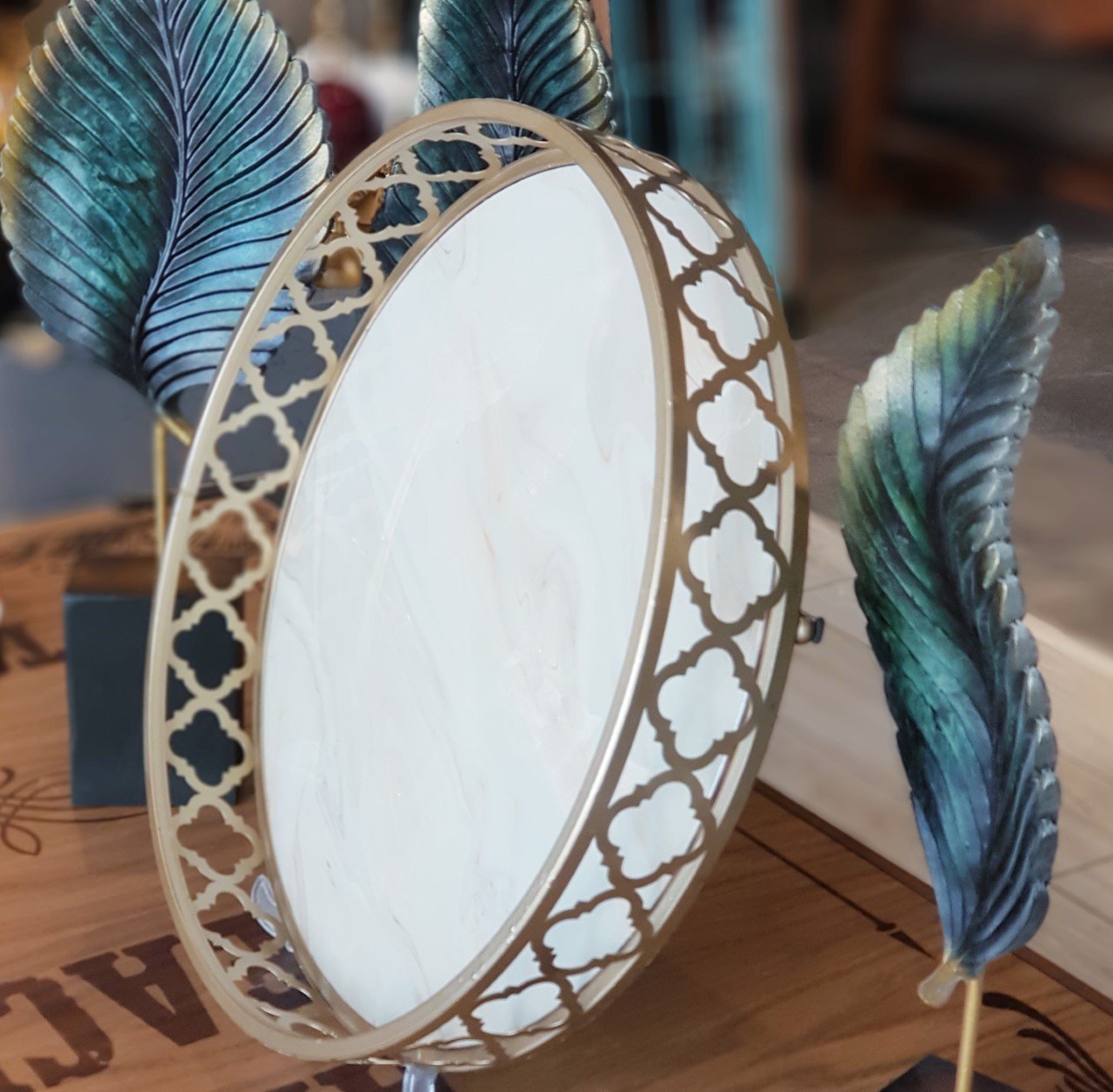 Mermer Desenli Altın Renk Yuvarlak Tepsi Büyük Boy