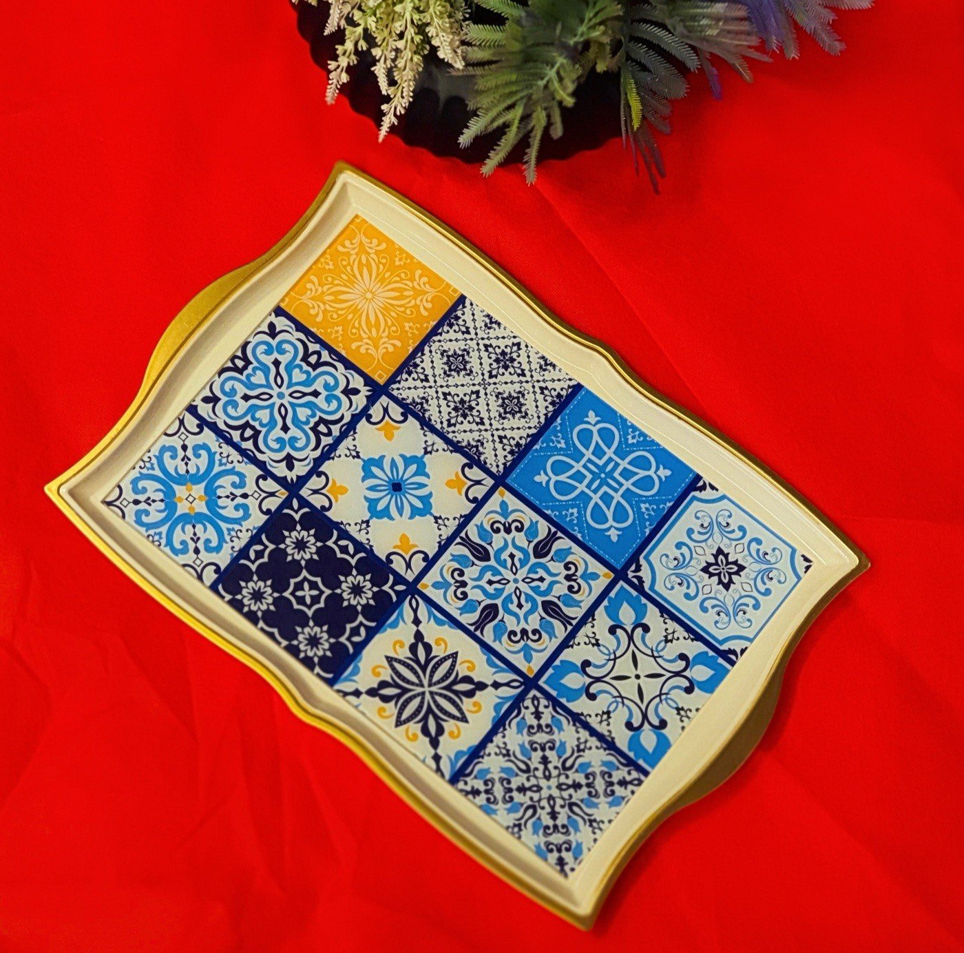 Patchwork Desenli Akrilik Tepsi 49x31cm