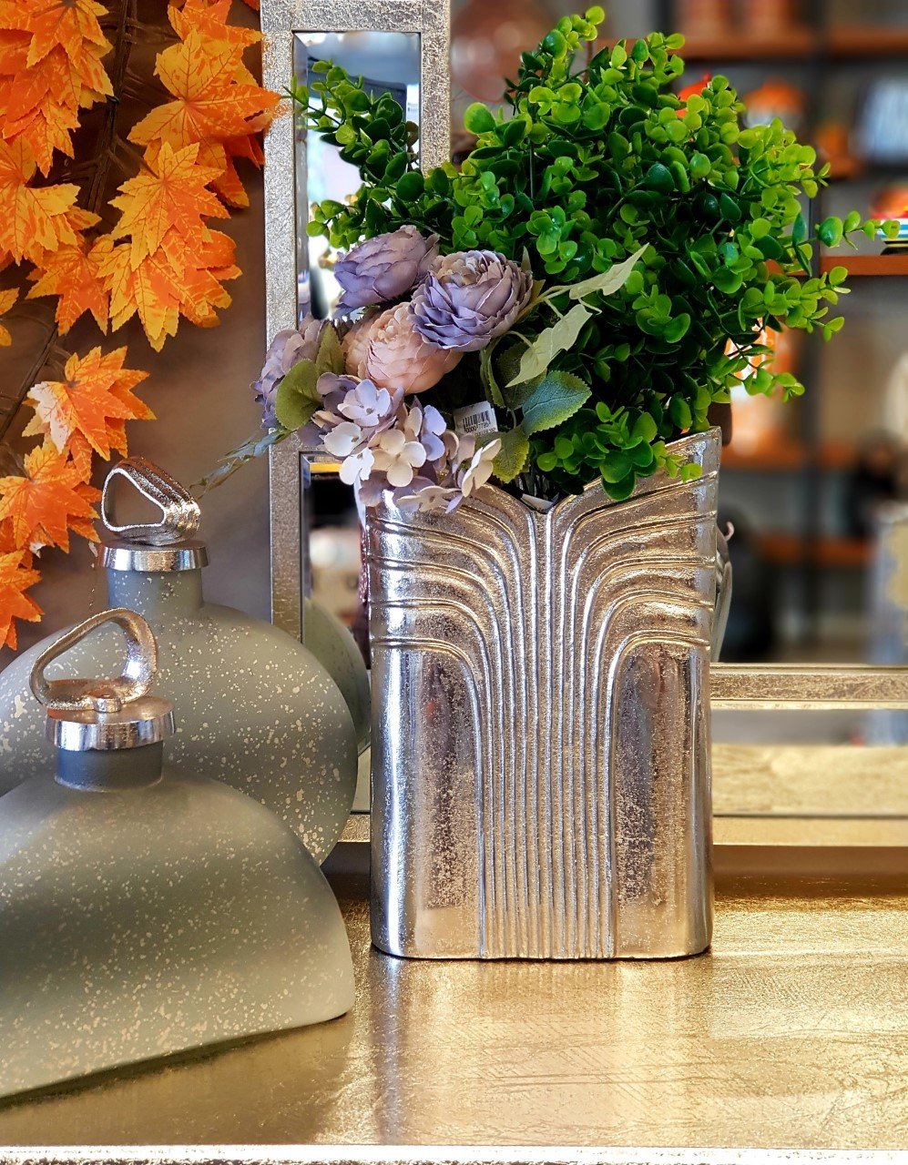 Gümüş Metal Dekoratif Büyük Vazo