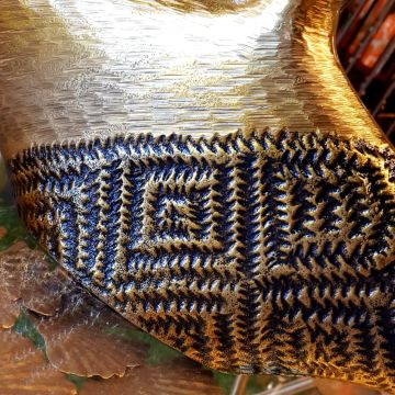 Elegant Gold İşlemeli Metal Vazo 47cm