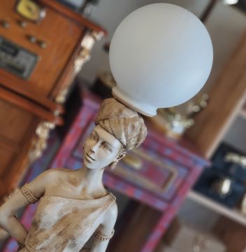 Kadın Heykel Model Lambader