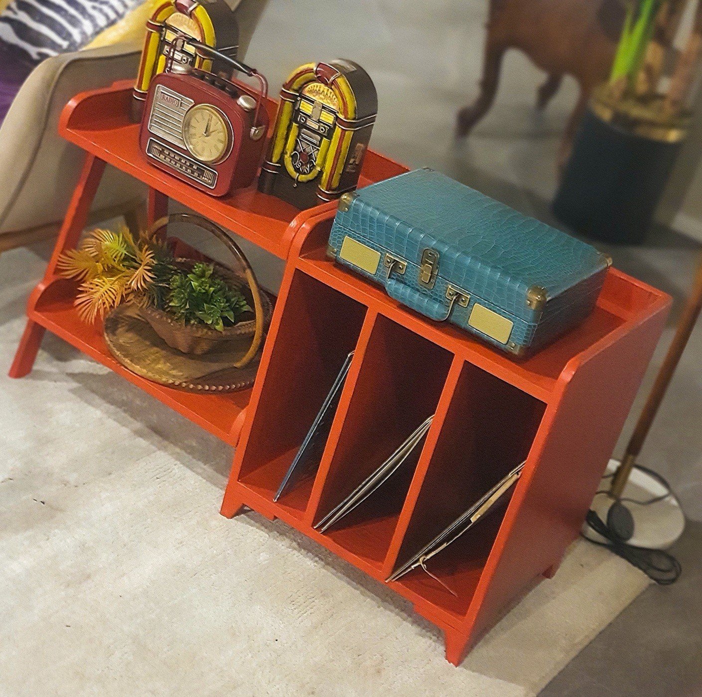 Çok Amaçlı Plak Sehpası