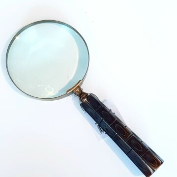 Reçine Tasarımlı Büyüteç