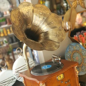 Çekmeceli Ayaklı Ahşap Gramafon