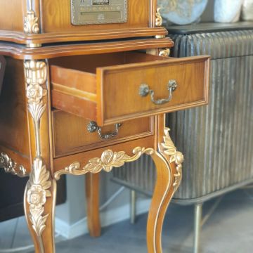 Çekmeceli Ayaklı Ahşap Gramafon