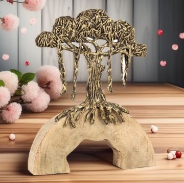 Gold & Naturel Yamaçta Ağaç Dekor