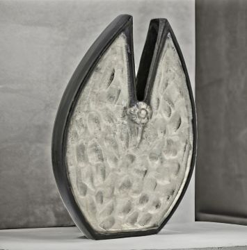 Gümüş-Siyah Metal Dekoratif Vazo 28cm