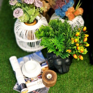 Aslan Figürlü Saksı Büyük Boy Siyah