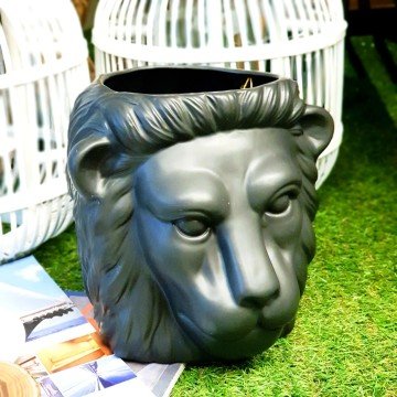 Aslan Figürlü Saksı Büyük Boy Siyah